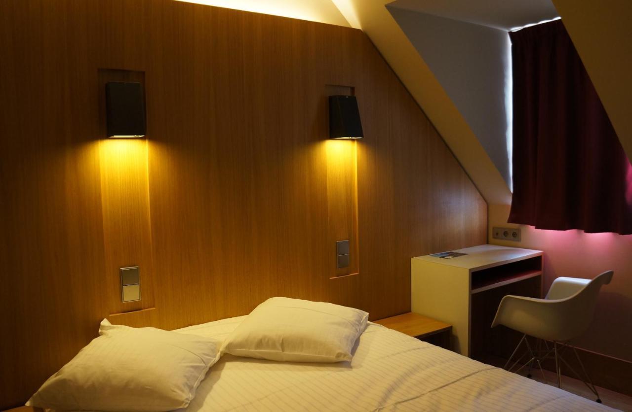 Hotel-Restaurant Mont Sainte-Odile Отрот Екстериор снимка